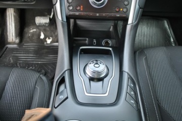 Ford Mondeo V Liftback Facelifting 2.0 EcoBlue 150KM 2020 Ford Mondeo Liftback Titanium 2,0EcoBlue 150KM A8, zdjęcie 18