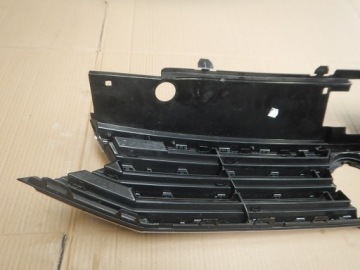 РЕШЕТКА РАДИАТОРА VW PASSAT B8 LIFT