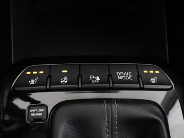 Kia Stonic I Crossover Facelifting 1.0 T-GDI 100KM 2020 Kia Stonic automat klima auto grzane fotele navi, zdjęcie 28