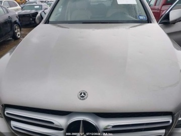 Mercedes GLC C253 2019 Mercedes-Benz GLC 2019 Mercedes-Benz GLC GLC 300 SUV 2.0 Benzyna 241KM, zdjęcie 5