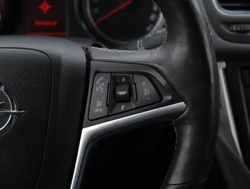 Opel Mokka I SUV 1.4 Turbo ECOTEC 140KM 2013 Opel Mokka 1.4 Turbo, 4X4, Navi, Klima, zdjęcie 17