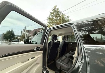 Jeep Grand Cherokee IV Terenowy Facelifting 3.6 V6 286KM 2011 Jeep Grand Cherokee Jeep Grand Cherokee 3.6 V6 Laredo 3.6 BenzynaLPG 286KM, zdjęcie 18