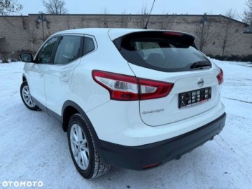 Nissan Qashqai II Crossover 1.2 DIG-T 115KM 2015 Nissan Qashqai Nissan Qashqai 1.2 DIG-T N-Vision 1.2 Benzyna 115KM, zdjęcie 11