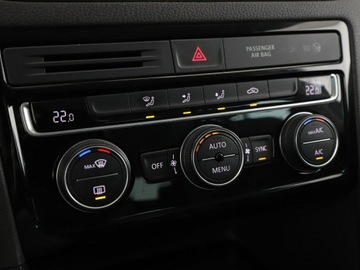 Volkswagen Golf Sportsvan Sportsvan Facelifting 1.5 TSI ACT 130KM 2019 Volkswagen Golf Sportsvan klima auto navi czujniki, zdjęcie 26