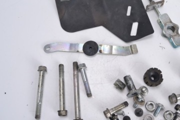 Болты крепления рамы HONDA CB 125 F 15-17