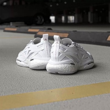 Adidas от Stella McCartney