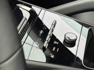 Porsche Cayenne III SUV Facelifting 3.0 353KM 2025 PORSCHE Cayenne Coupe Black Edition Suv 2.0 (353KM) 2025, zdjęcie 8