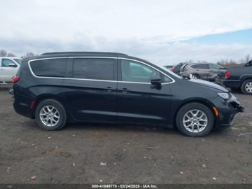 Chrysler Pacifica II 2022 Chrysler Pacifica Touring L FWD 3.6 Benzyna 287KM, zdjęcie 7