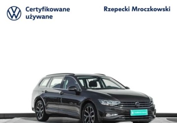 Volkswagen Passat B8 Variant Facelifting 2.0 TSI 190KM 2023 Volkswagen Passat 2.0 Benzyna 190KM, zdjęcie 2