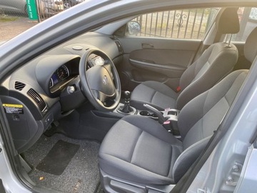 Hyundai i30 I Hatchback 1.6 CRDi 90KM 2009 Hyundai i30 Zarejstrowaney nowe sprzeglo 1.6 Diesel 90KM, zdjęcie 14