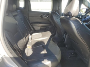 Jeep Compass II 2022 Jeep Compass 2022, Latitude, 2.4L, od ubezpieczalni 2.4 Benzyna 179KM, zdjęcie 8