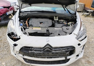 DS 5 2012 Citroen DS5 2012r, 2.0 HDI, HYBRID, AUTOMAT. Uszkodzony przod. 2.0 163KM, zdjęcie 4