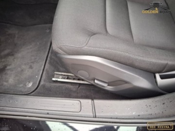 Volvo V60 II  Kombi 2.0 D3 150KM 2020 Volvo V60 2,0 D3 150KM klima elektryka led alu navi tempomat oplacony 2.0, zdjęcie 17