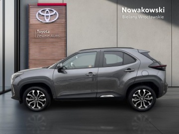 Toyota Yaris IV Hatchback 1.5 Hybrid Dynamic Force 116KM 2024 Toyota Yaris Cross Hybrid 1.5 Style Hybrid 1.5 Sty, zdjęcie 2