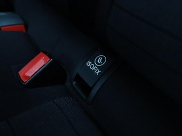 Mercedes Klasa C W205 2015 Mercedes C 180 Niski przebieg Automat Navi, zdjęcie 36