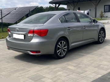 Toyota Avensis III Sedan Facelifting 2015 1.6 Valvematic 132KM 2015 Toyota Avensis 1.6 Premium 132KM 2015r, zdjęcie 3