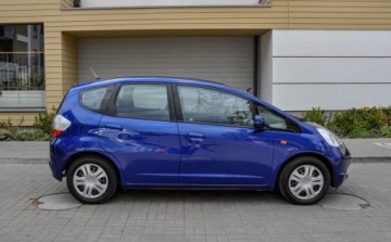 Honda Jazz III 1.2 i-VTEC 90KM 2010 Honda Jazz 2010 r. Bezwypadkowy 1.2 Benzyna 90KM, zdjęcie 4