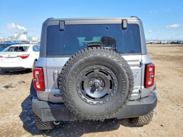 Ford Bronco VI 2024 Ford Bronco Outer Banks 2024 2.3 Benzyna 275KM, zdjęcie 2