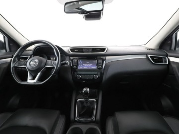 Nissan Qashqai II Crossover Facelifting 1.2 DiG-T 115KM 2018 Nissan Qashqai 1.2 Benzyna Tekna + Panorama, zdjęcie 14