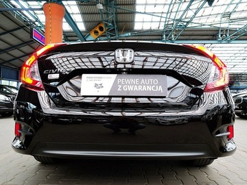 Honda Civic X Sedan 4d Facelifting 1.5 VTEC TURBO 182KM 2019 Honda Civic TYLKO 49tyś KM Kraj 1wł BEZWYP 182KM, zdjęcie 3