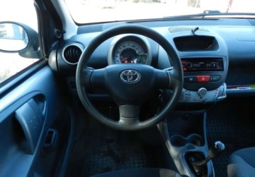 Toyota Aygo I Hatchback 3d 1.0 VVT-i 68KM 2009 Toyota Aygo mala tania niezawodna 5drzwi KLIMA bez rdzy Benzyna 68KM, zdjęcie 6