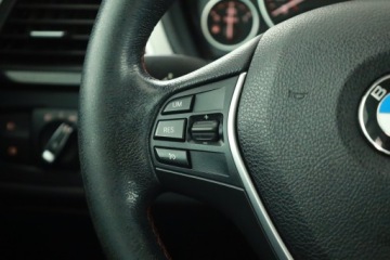 BMW Seria 3 F30-F31-F34 Limuzyna Facelifting 2.0 318d 150KM 2016 BMW 3GT 318d GT, Automat, Skóra, Navi, Xenon, zdjęcie 14