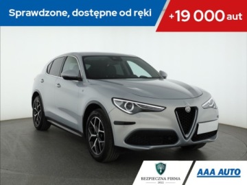 Alfa Romeo Stelvio SUV Facelifting 2.0 Turbo 200KM 2021 Alfa Romeo Stelvio 2.0 Turbo Q4, Salon Polska