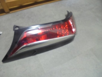 TOYOTA AYGO II LAMPA LEWA TYŁ