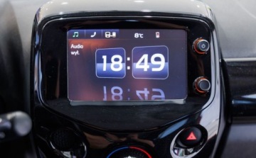 Toyota Aygo II Hatchback 5d 1.0 VVT-i 69KM 2017 Toyota Aygo 1.0 VVT-i X-cite EU6 Benzyna 69KM, zdjęcie 25