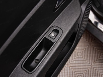 Dacia Duster II SUV 1.3 TCe 150KM 2019 DACIA Duster 1.3 TCe Prestige Suv 150KM 2019, zdjęcie 6