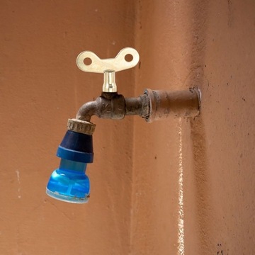 UNIWERSALNY KLUCZ DO CHŁODNICY KLUCZE DO ODPOWIETRZANIA OGRZEWANIA UŻYTKOWE