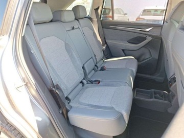 Skoda Kodiaq I SUV Facelifting 1.5 TSI 150KM 2024 Skoda Kodiaq Selection 1,5 TSI m-HEV 150KM DSG, Salon Polska 1.5 Benzyna, zdjęcie 11