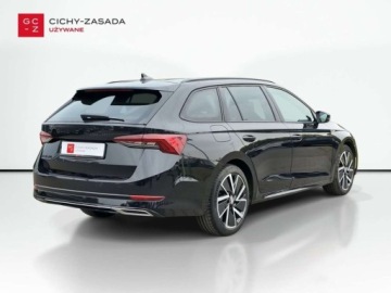 Skoda Octavia IV Kombi 2.0 TDI 150KM 2023 Skoda Octavia SportlineBogata wersja DSGACCGrzana kanapael.klapa 2.0, zdjęcie 4