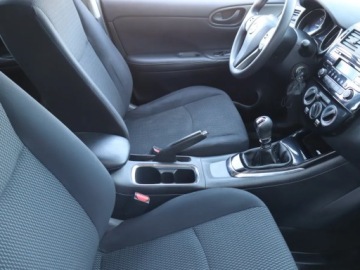 Nissan Pulsar 1.2 DIG-T 115KM 2015 Nissan Pulsar 1.2 DIG-T, Salon Polska, Klima, zdjęcie 8