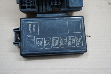 БЛОК ПРЕДОХРАНИТЕЛЕЙ KIA RETONA 2.0 TDi