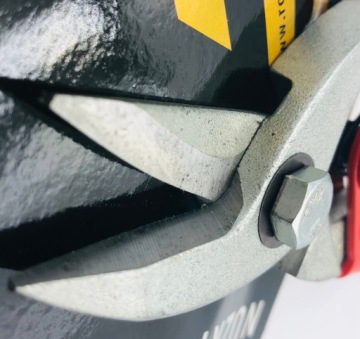 НОЖНИЦЫ ДЛЯ ЛЕВОГО МЕТАЛЛА 240мм РОСТЭКС 2326