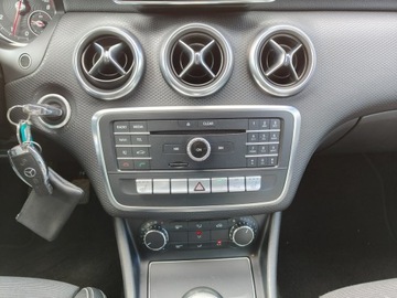Mercedes Klasa A W176 Hatchback 5d Facelifting 180 122KM 2015 Mercedes A 160 Super stan., zdjęcie 11