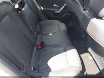 Mercedes Klasa A W177/V177 2022 Mercedes-Benz Klasa A A220 4matic 2.0 Benzyna 188KM, zdjęcie 10