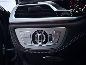 BMW Seria 7 G11-G12 M Lang 760i 610KM 2017 BMW M760 i 609 KM, 3.7s do 100 km/h. Salon PL. FV., zdjęcie 26