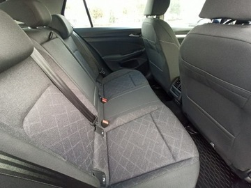 Volkswagen Golf VIII Hatchback 1.5 TSI EVO 130KM 2021 Volkswagen Golf Comfort Line, salon Polska, zdjęcie 10