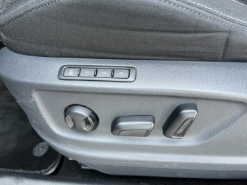 Skoda Karoq Crossover 1.5 TSI ACT 150KM 2017 Skoda Karoq 1.5 benzyna 150 KM automat kamera zarej w PL zadbany zamia, zdjęcie 28