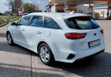 Kia Ceed III Kombi 1.5 T-GDI 160KM 2021 Kia Ceed 1.5 Benzyna 160KM, zdjęcie 2