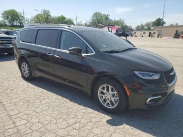Chrysler Pacifica II 2022 Chrysler Pacifica 2022, 3.6L, TOURING L, po gradobiciu 3.6 Benzyna 287KM, zdjęcie 3