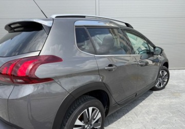 Peugeot 2008 I SUV Facelifting 1.2 PureTech 110KM 2019 Peugeot 2008 1.2 Benzyna 110KM, zdjęcie 9