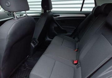 Volkswagen Golf VII Hatchback 3d Facelifting 1.5 TSI BMT 130KM 2019 Volkswagen Golf 1.5 TSI 130KM Trendline SalonPL Serwisowany Iwl. Vat-Marza, zdjęcie 30