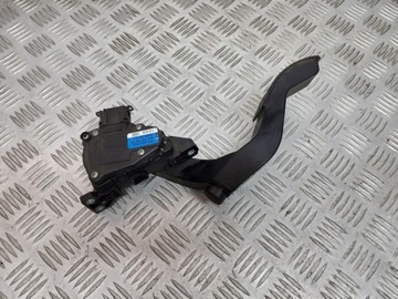 POTENCJOMETR GAZU AUDI A6 C5 1.9 TDI 8D1723523N