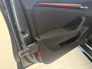 Skoda Superb IV Liftback 2.0 TSI 204KM 2025 Skoda Superb Superb Sportline 2,0 TSI 204 Km 7-biegowa DSG 2.0 Benzyna, zdjęcie 18