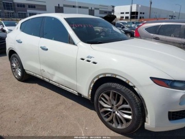 Maserati Levante 2022 Maserati Levante GT 2022 3.0l 3.0 Benzyna 345KM, zdjęcie 7
