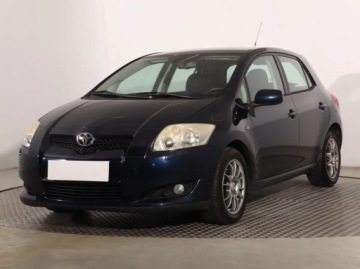Toyota Auris I Hatchback 2.0 D-4D 125KM 2007 Toyota Auris 2.0 D-4D, Klima, Klimatronic, zdjęcie 1