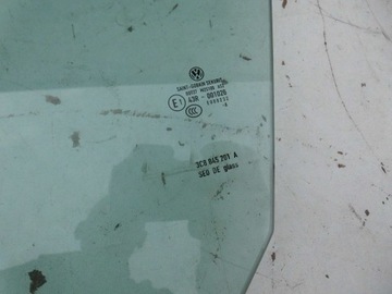 SKLO (OKNO) DVEŘE VW PASSAT CC 2008R. LEVÝ PŘEDNÍ